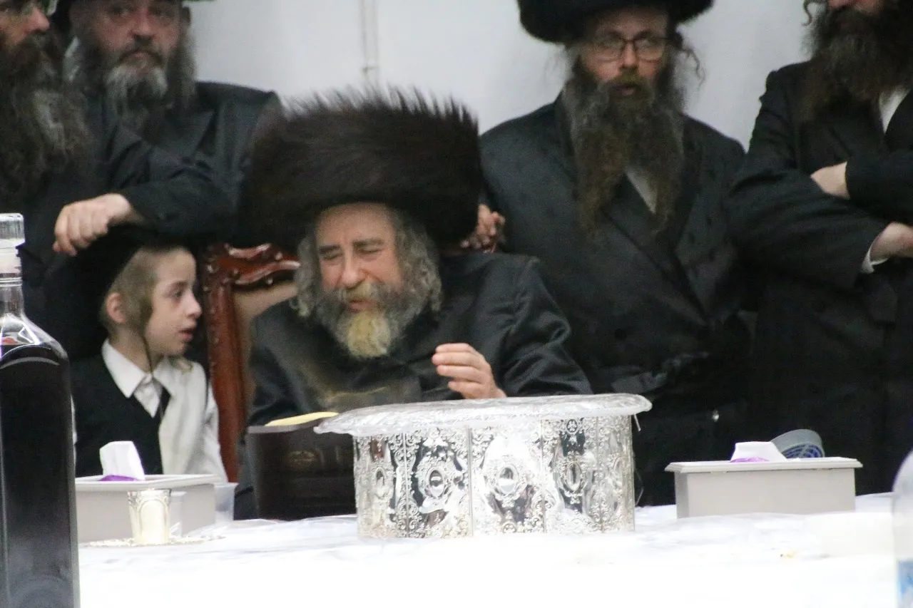 כ”ק מרן האדמו"ר מראחמיסטריוקא שליט"א