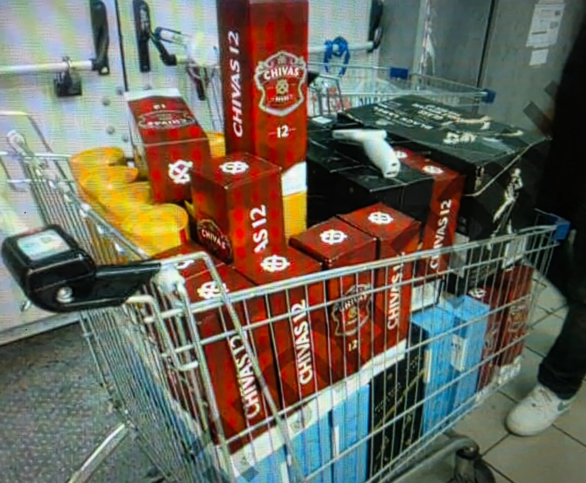 חלק מהשלל שנגנב