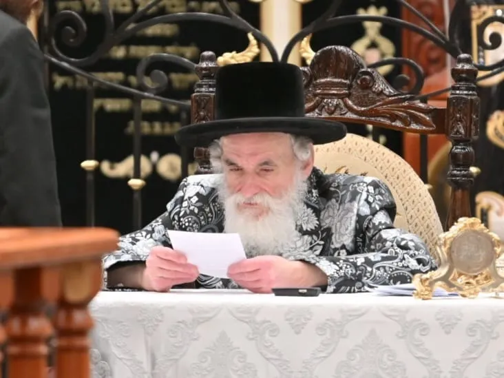 אדמו"ר מויזניץ שליט"א