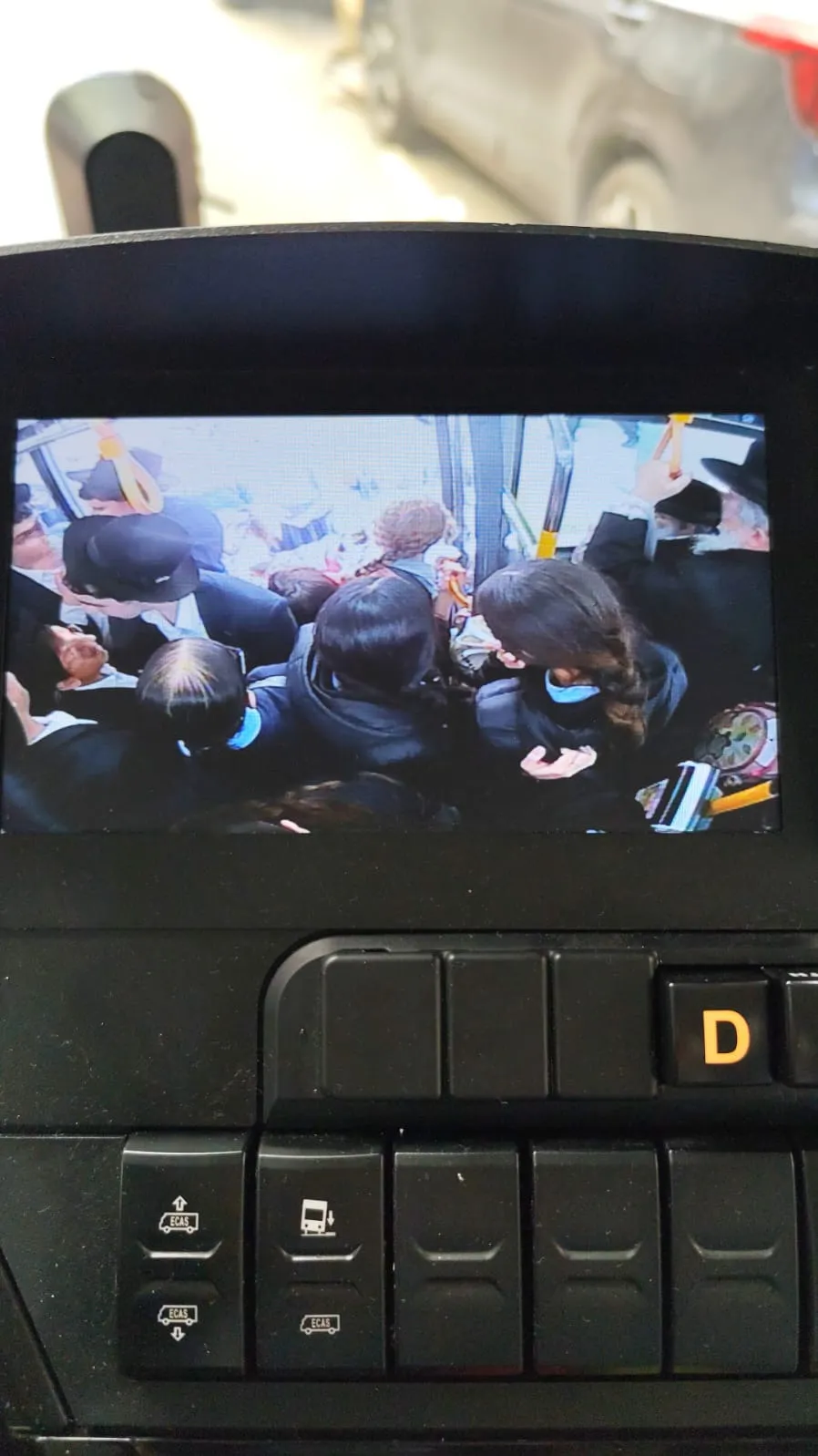 תיעוד הצפיפיות באוטובוס 