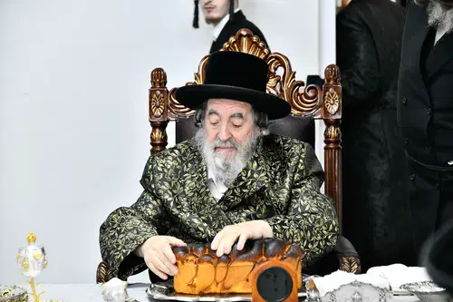 האדמו"ר במעמד אמש