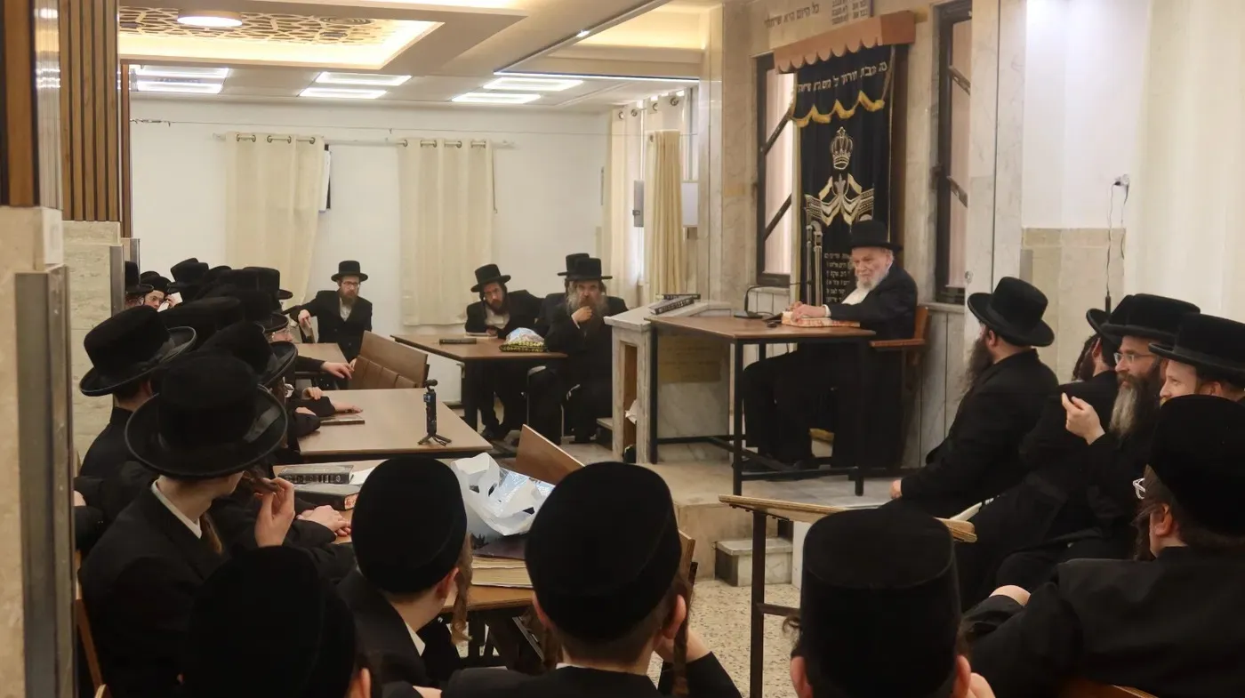 הגרמ"ה הירש בשיחה