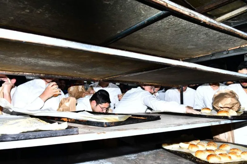 מאפיית ויזניץ במוצאי פסח