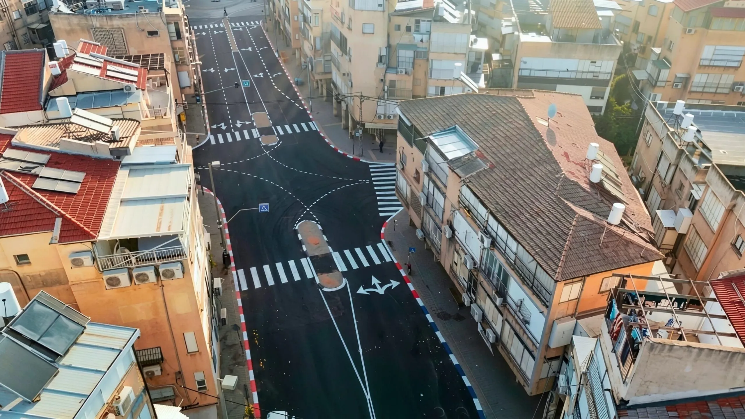 הושלמו העבודות בציר רבי עקיבא ובציר בירנבוים ביציאה מהעיר