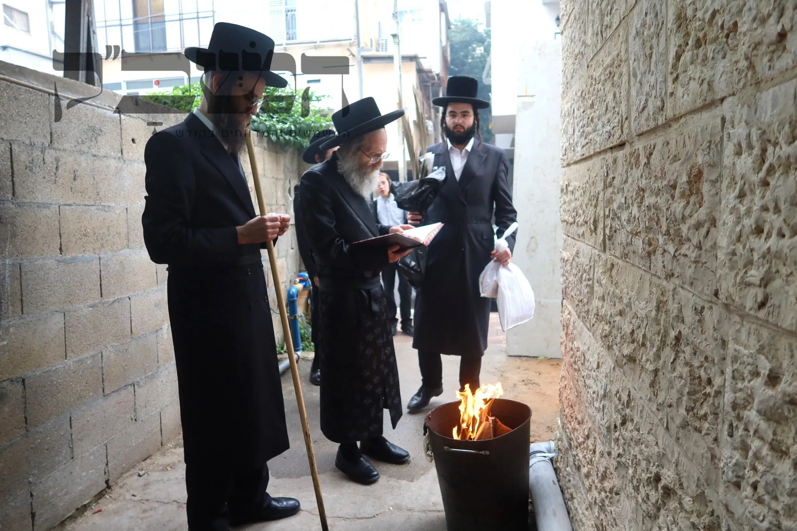 'חַגִּים וּזְמַנִּים לְששון': תיעוד מסכם חג הפסח במחיצת המשפיע הרה