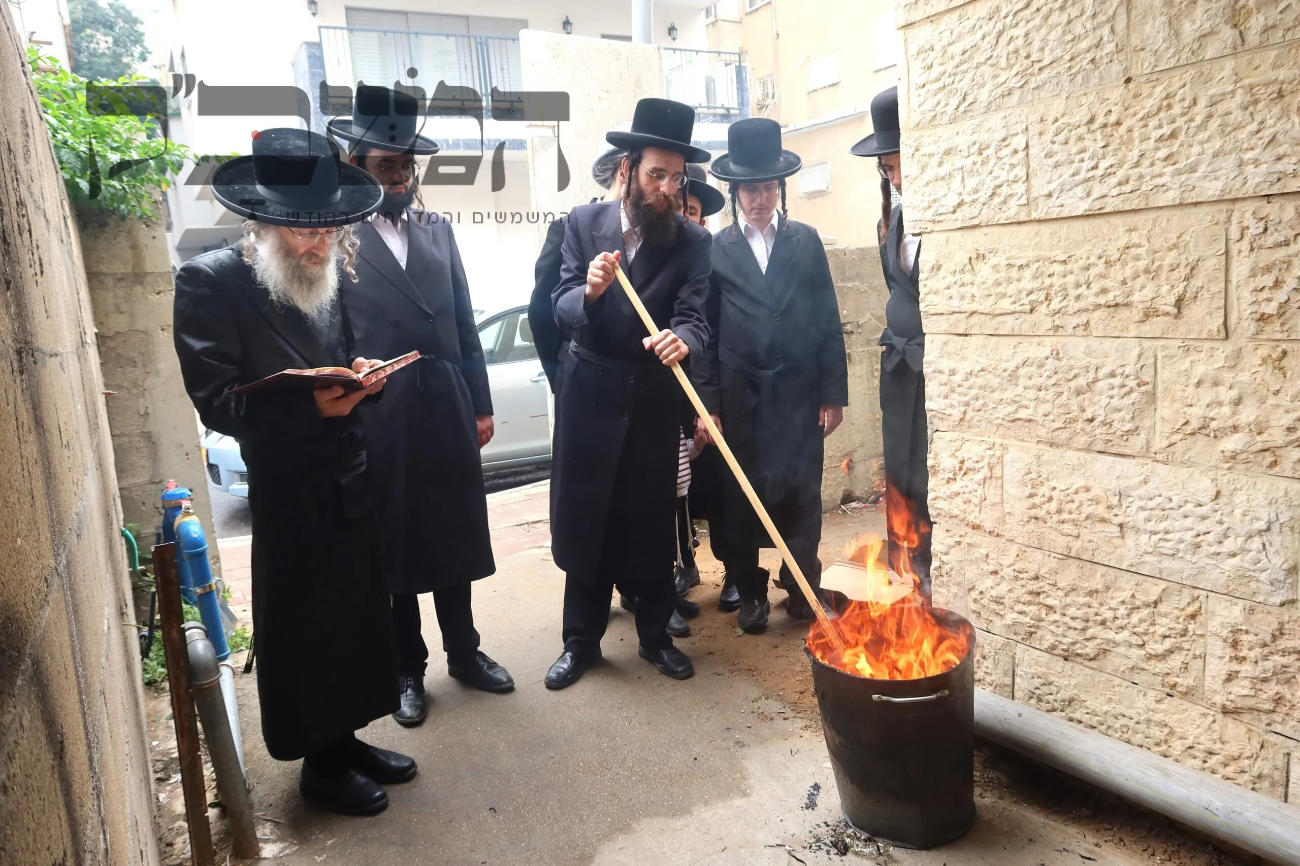 'חַגִּים וּזְמַנִּים לְששון': תיעוד מסכם חג הפסח במחיצת המשפיע הרה"צ רבי אלימלך בידרמן