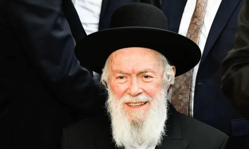 "כפרה על העם": המכתב המרטיט של הפוסק הבני-ברקי למשפחת שפיגל