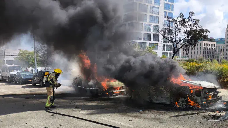 מים בלב ההריסות: שוקמה התשתית בבניין שנפגע מרסיס