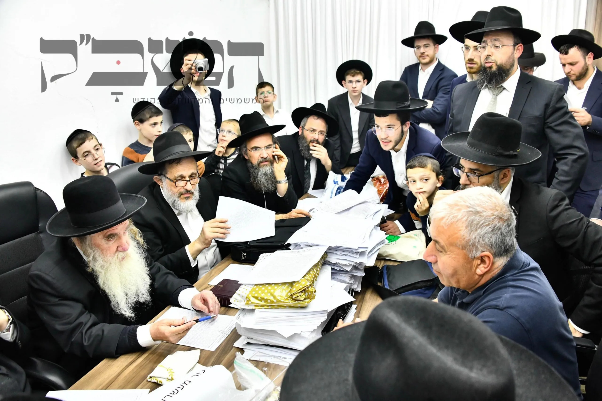 מכירת חמץ לגוי ע"י בית דין של הגאון הגדול רבי מרדכי גרוס בבני ברק I תיעוד