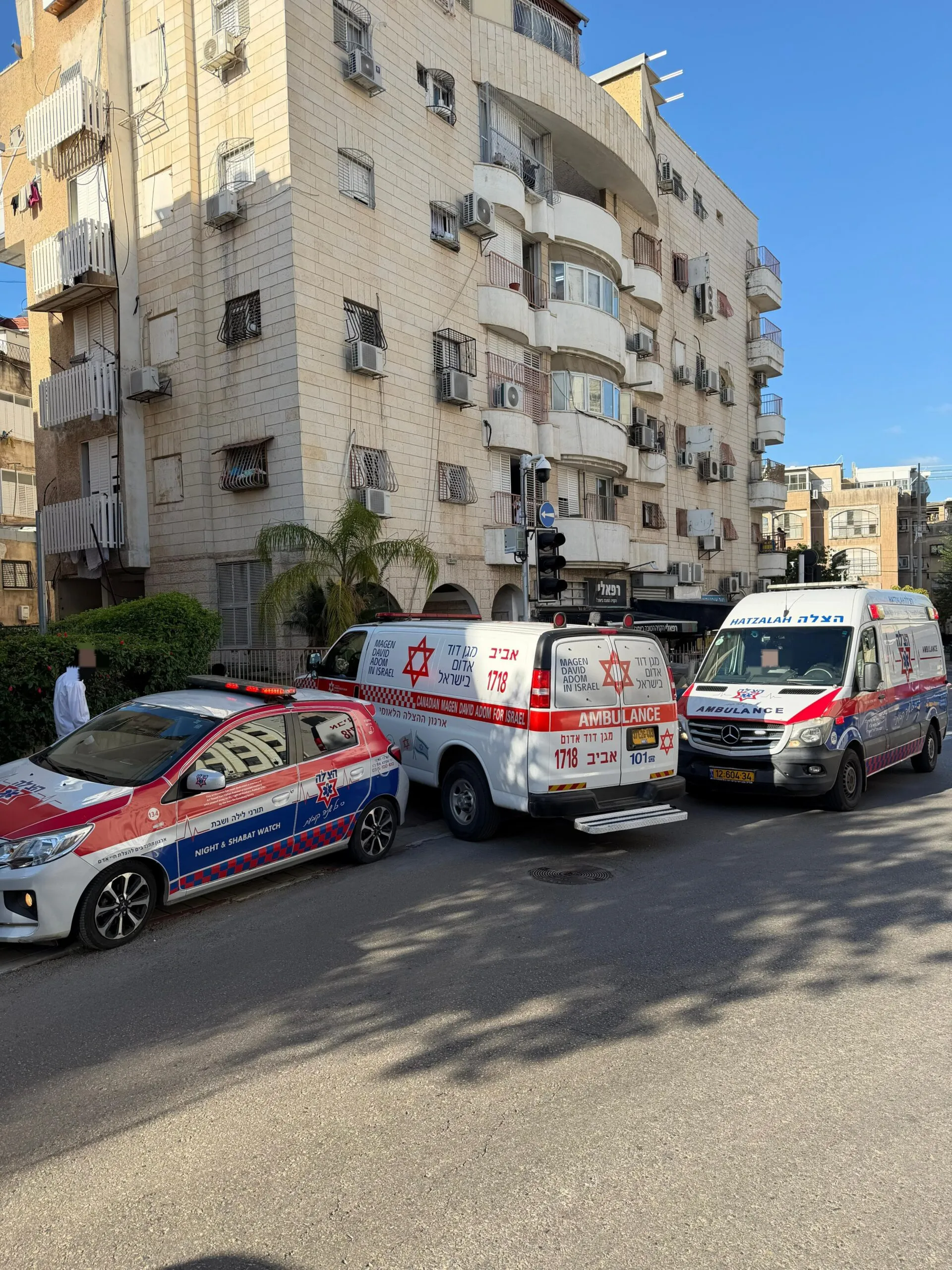 ילד בן 4 פונה ע"י הצלה לאחר שנפל ונחבל