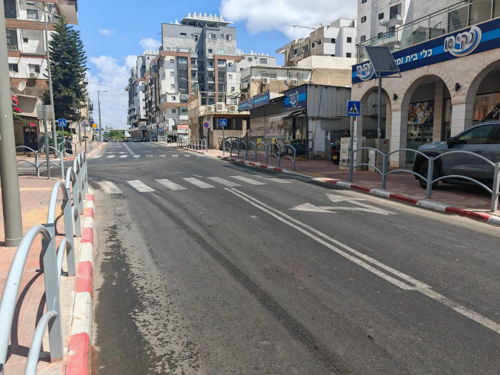 לאחר סיום שלב א' בזמן שיא, עיריית בני ברק מתחילה בעבודות להרחבת ציר היציאה מאזור תחנת הדלק, הסדרת בטיחות הולכי הרגל ושדרוג תחנות האוטובוס | ראש העיר הרב חנוך זייברט: "מחויבות אמיתית לצורכי התושבים"