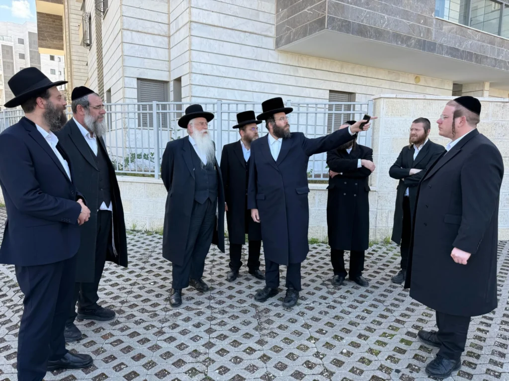 פרוש בביקור בעיר