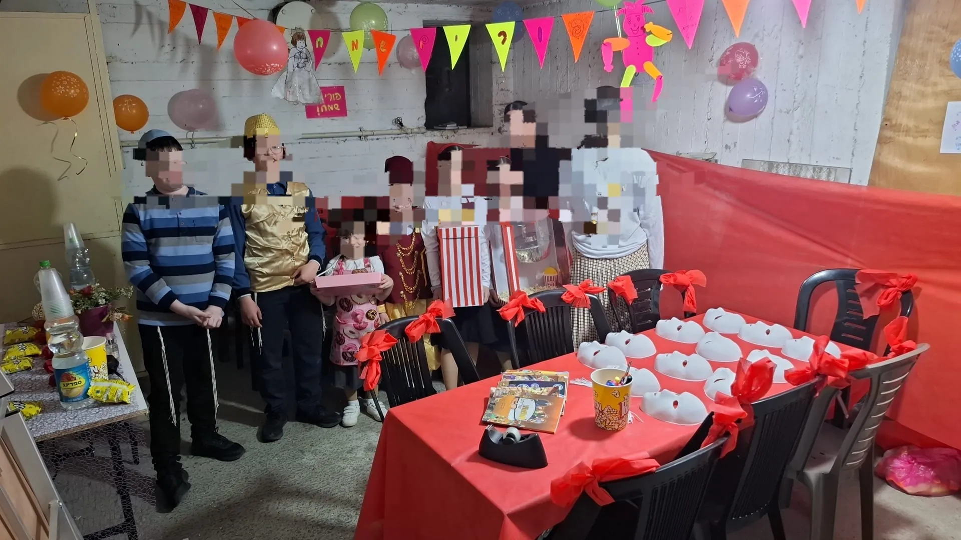לא עוצרים את שמחת הפורים: יוזמת "המקלט השמח" יוצאת לדרך