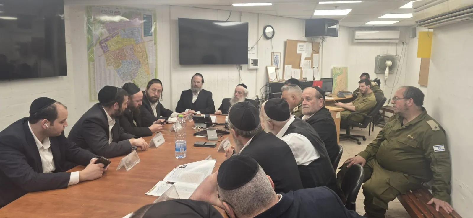 הערכת מצב בחמ"ל העירוני: נערכים לפורים בצל המלחמה