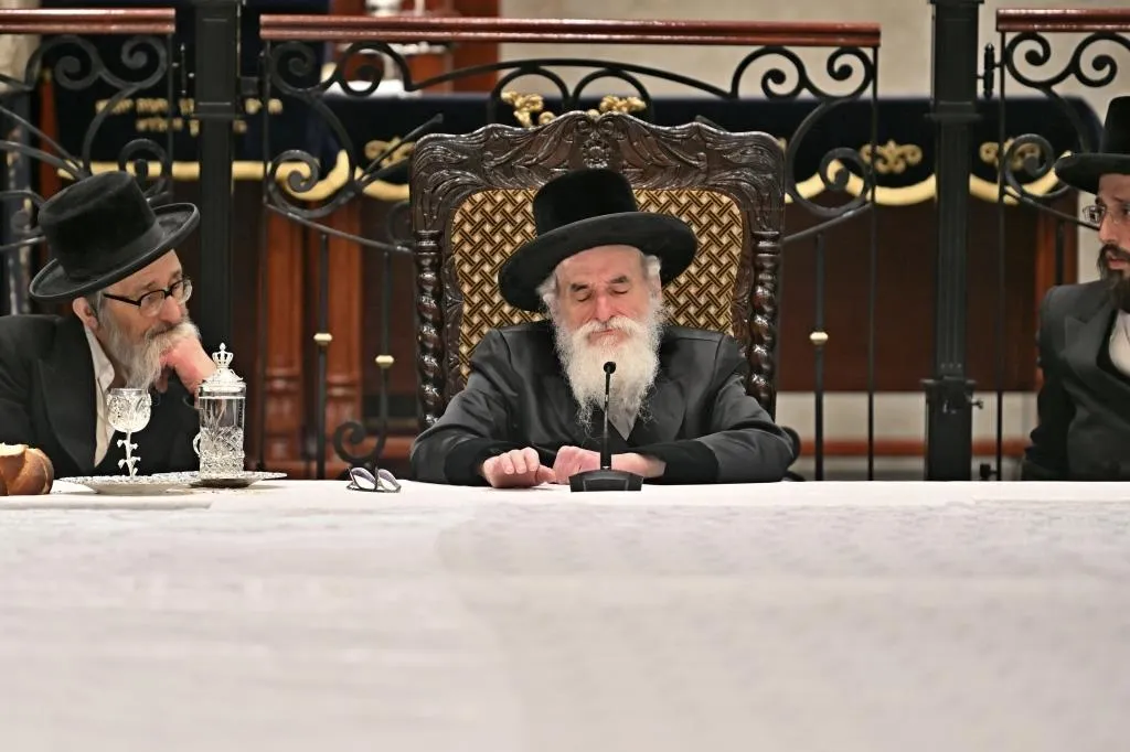 מהמעמד