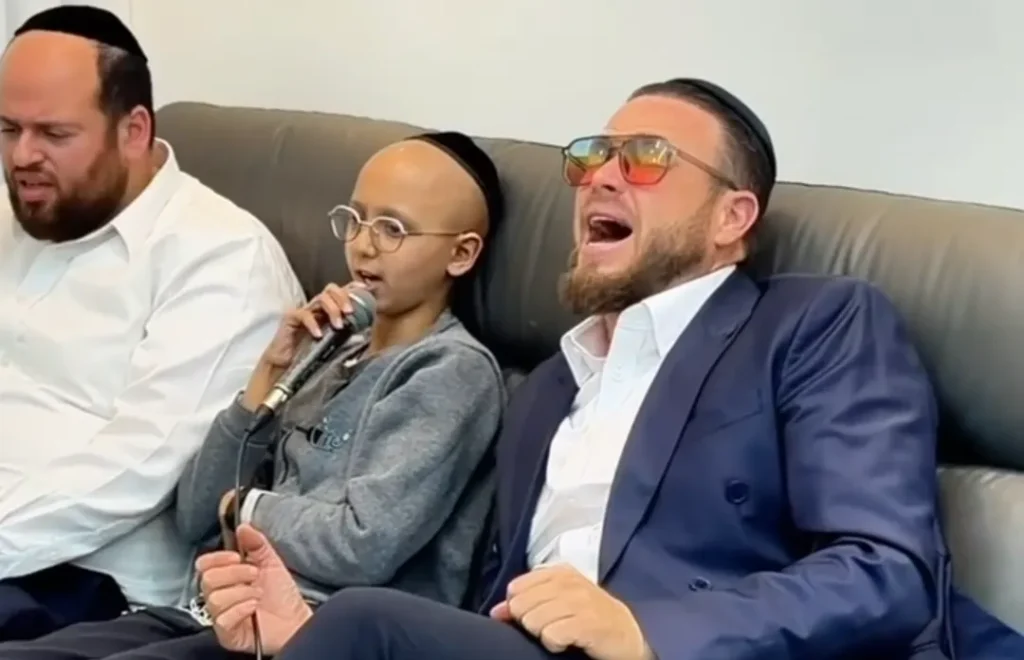 שוקי משמח את הילד