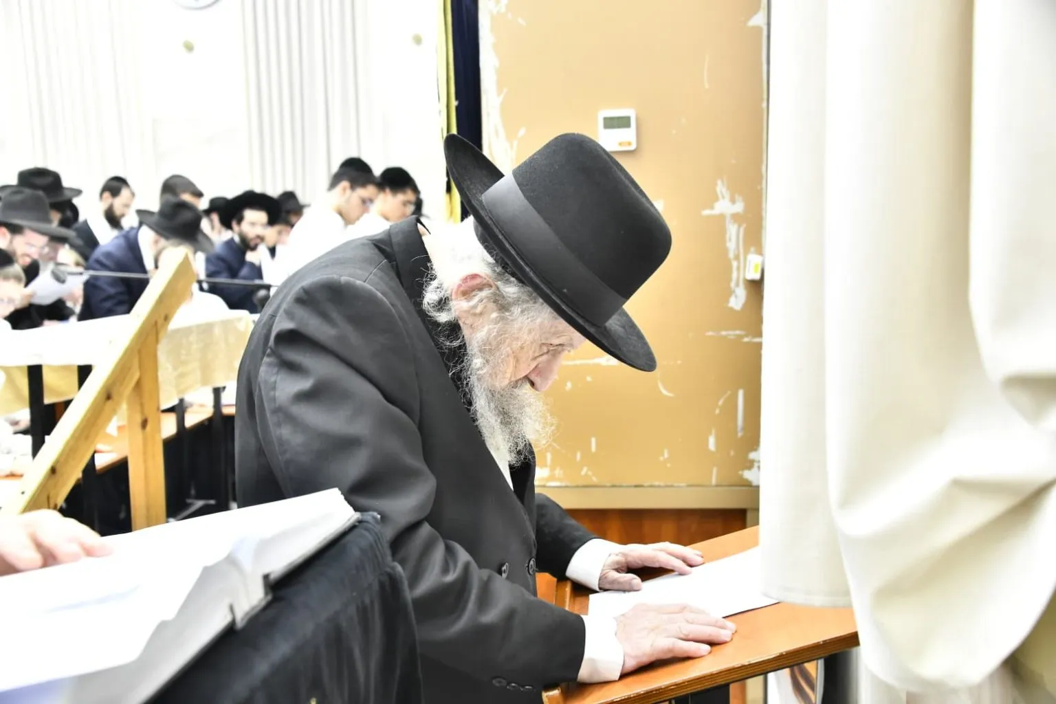 ​"לא נתייחס לגזירות": דבריו הנוקבים של מרן הגר"ד לנדו