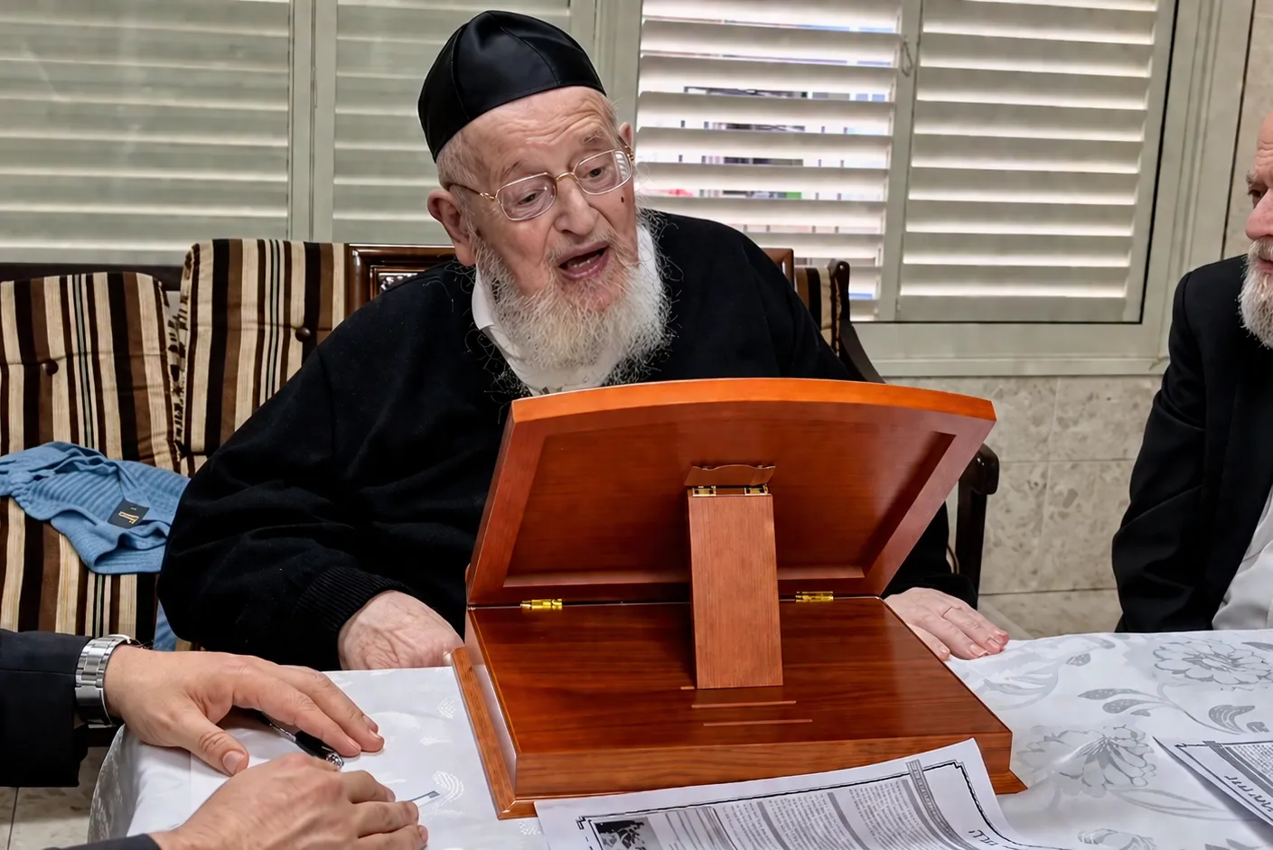 מרן ראש הישיבה: "לא נפחד מהחבורה שיושבת בבית המשפט" (וידאו)