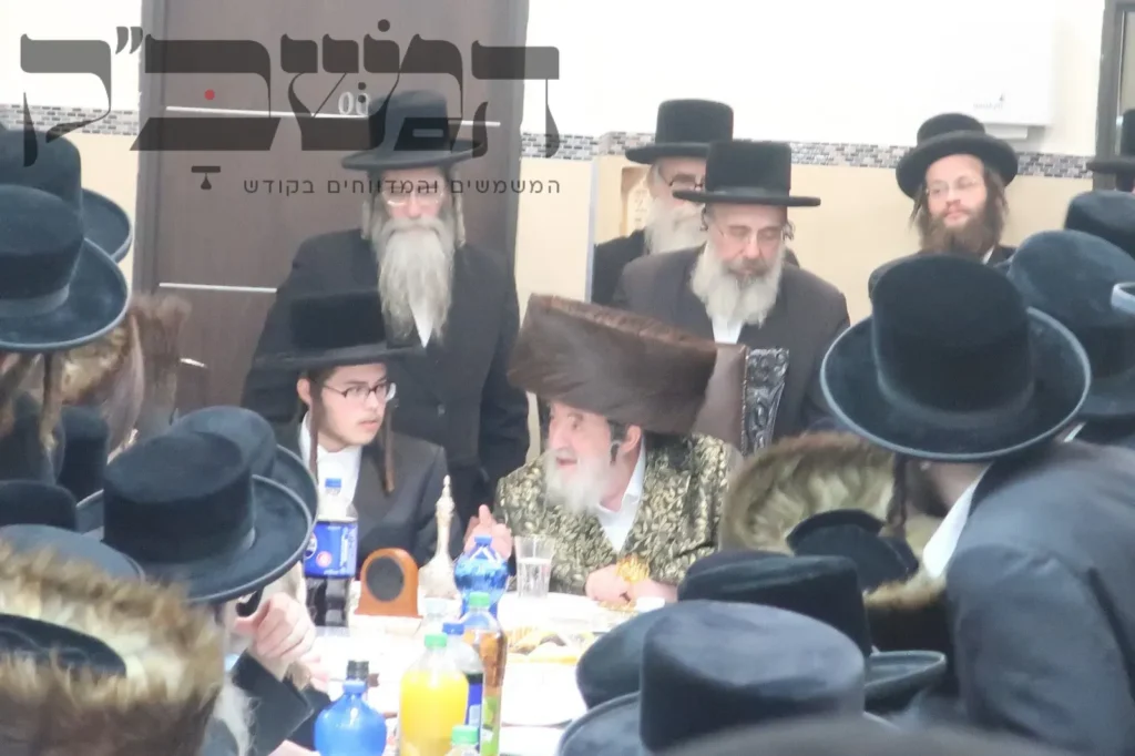 קול רינה וישועה: שמחת הווארט לנינת האדמו"ר מויז'ניץ