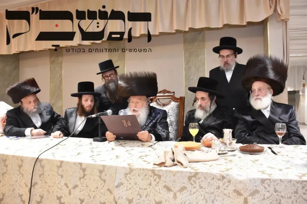 'בְּעִנְבֵי הַגֶּפֶן': שמחת האירוסין לנכד האדמו"ר ממישקולץ עם בת הנגיד רבי בערל דסקל