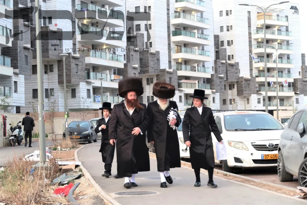 מתחם הסופרים I המשפיע הגה"צ רבי יוסף נחמיה הירשלער שבת בשכונה החדשה בב"ב