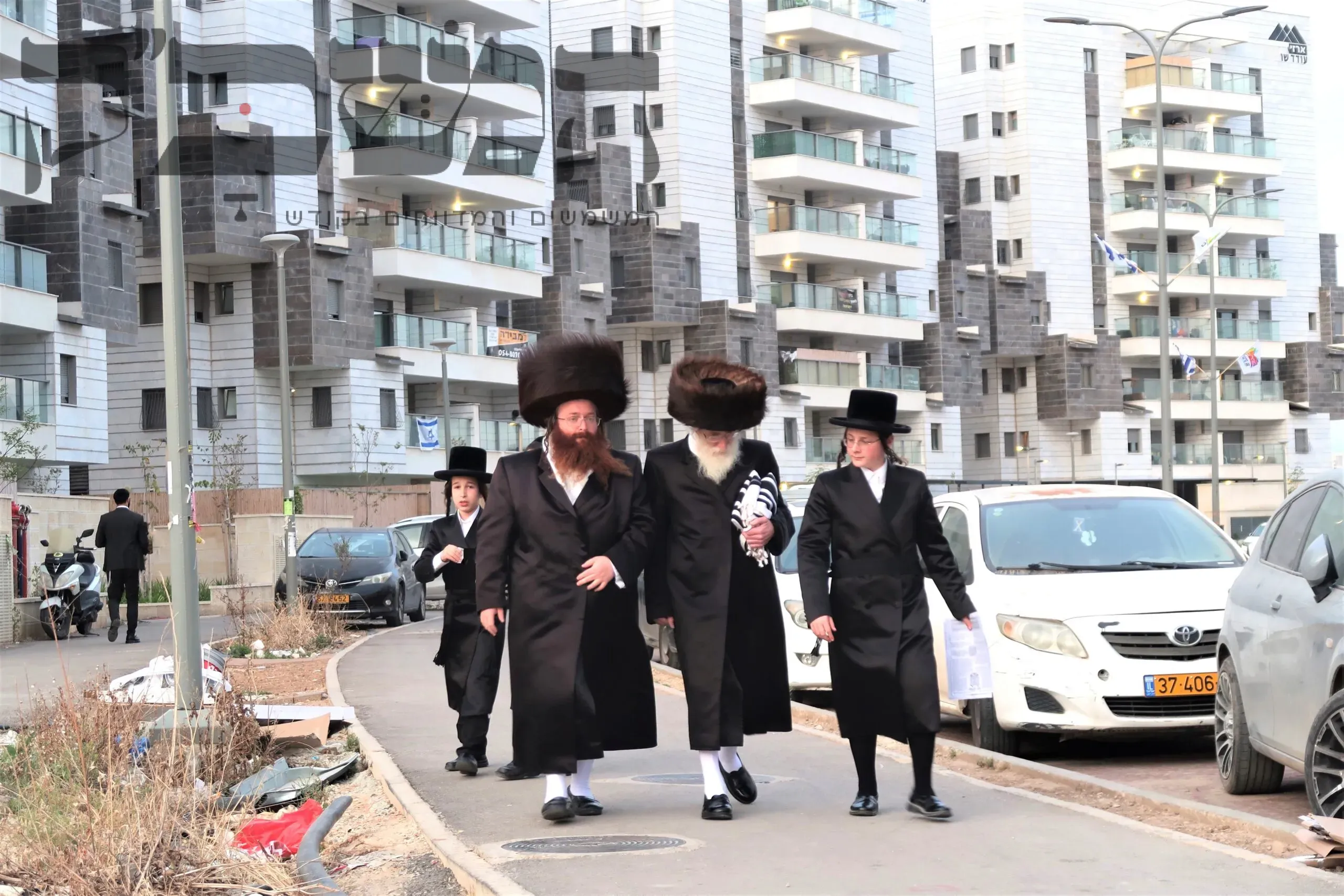 מתחם הסופרים I המשפיע הגה"צ רבי יוסף נחמיה הירשלער שבת בשכונה החדשה בב"ב