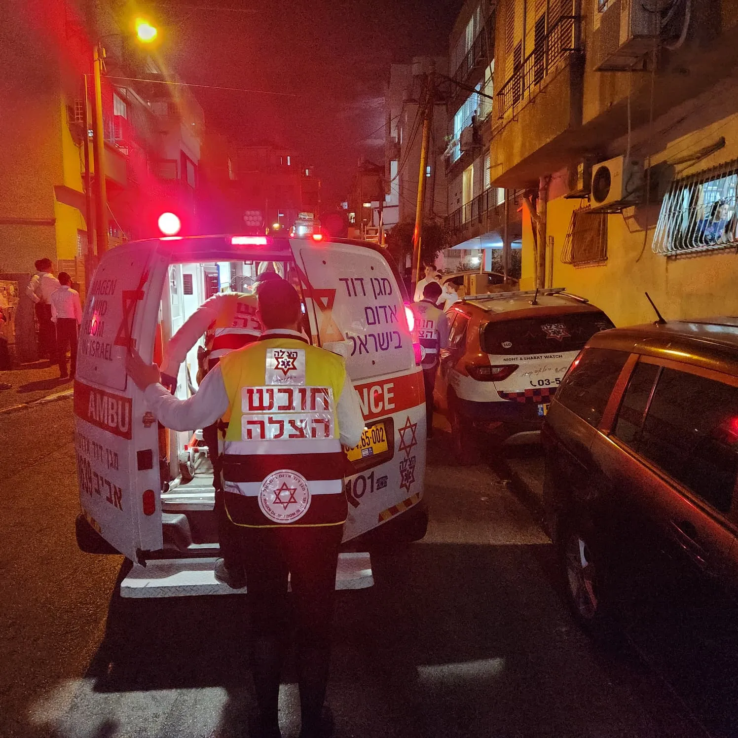 בת 8 במצב קשה בעקבות שריפה בבניין בבני ברק