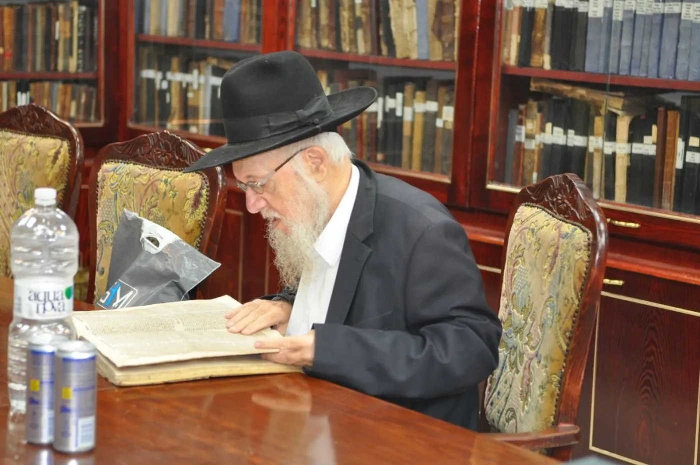 נפטר הגאון רבי רחמים מאזוז זצ"ל, הפוסק של 'כסא רחמים'