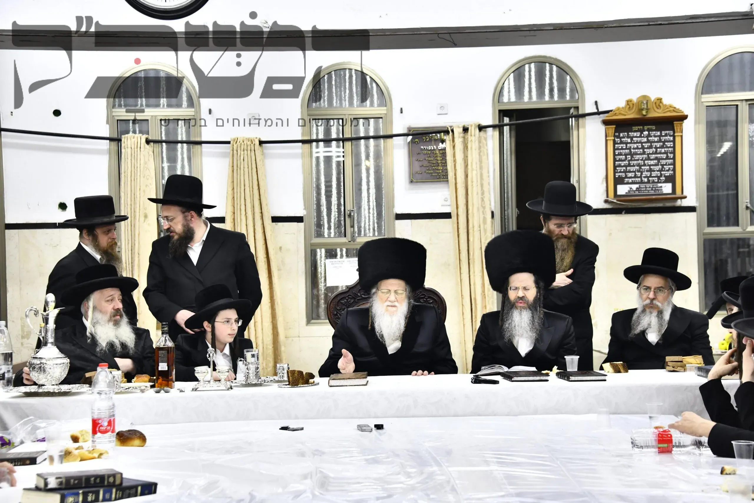 בשילוב יארצייט: שמחת הבר מצווה לנכד האדמו"ר ממודז'יץ