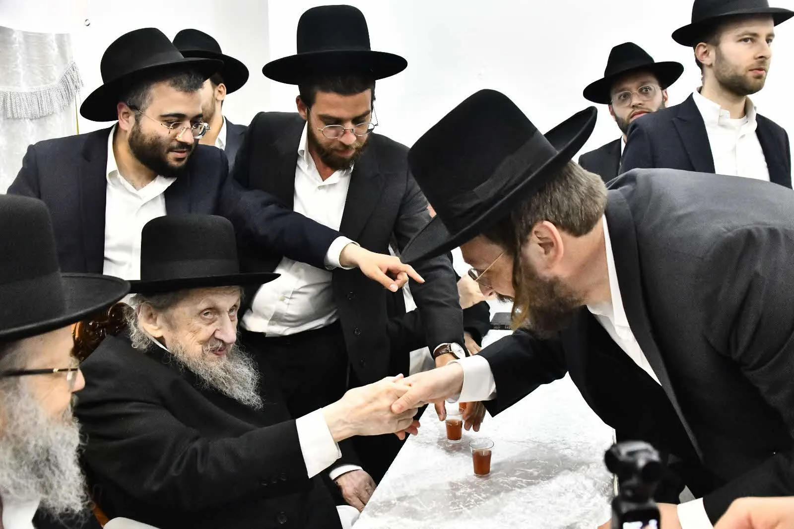 מעמד יסוד קהילת חניכי הישיבות בפרדס כץ