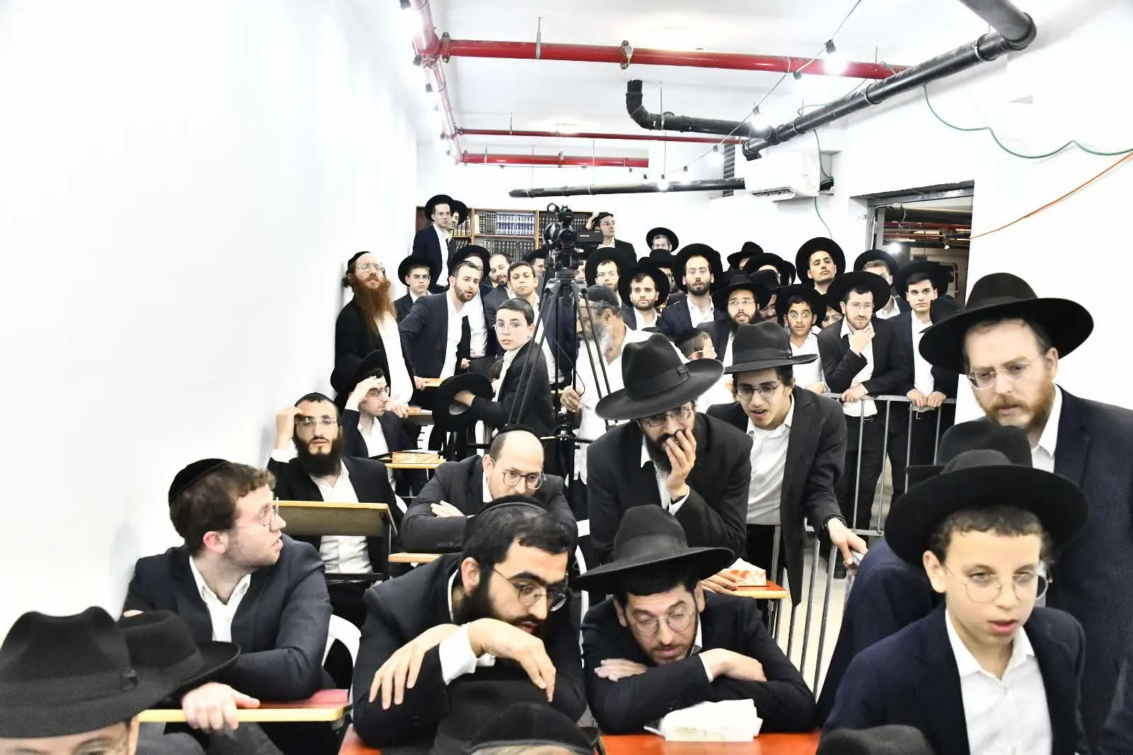 מעמד יסוד קהילת חניכי הישיבות בפרדס כץ
