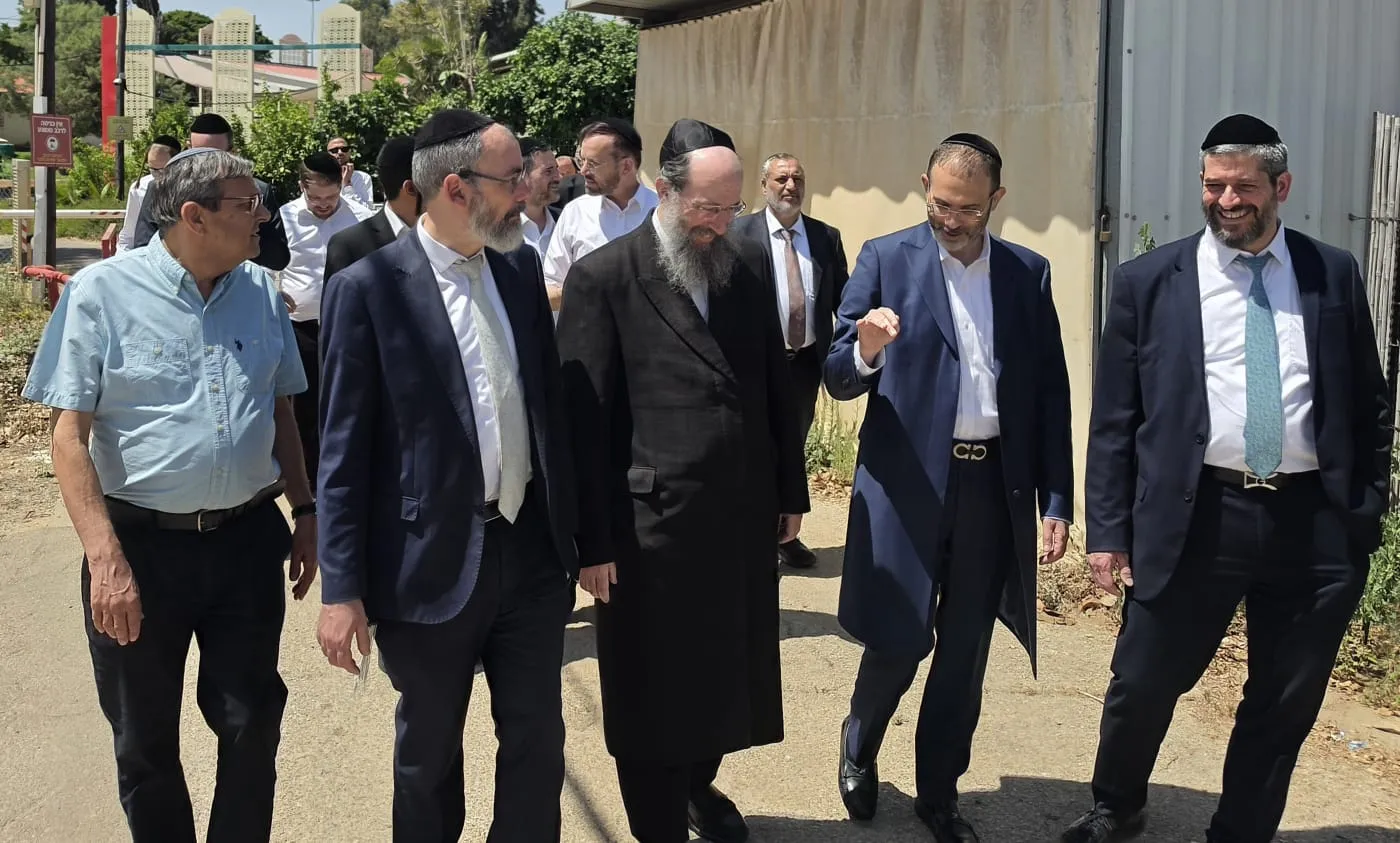 סיור מקצועי מרשים של אגף החינוך בעירייה בכפר של פרח ישראל