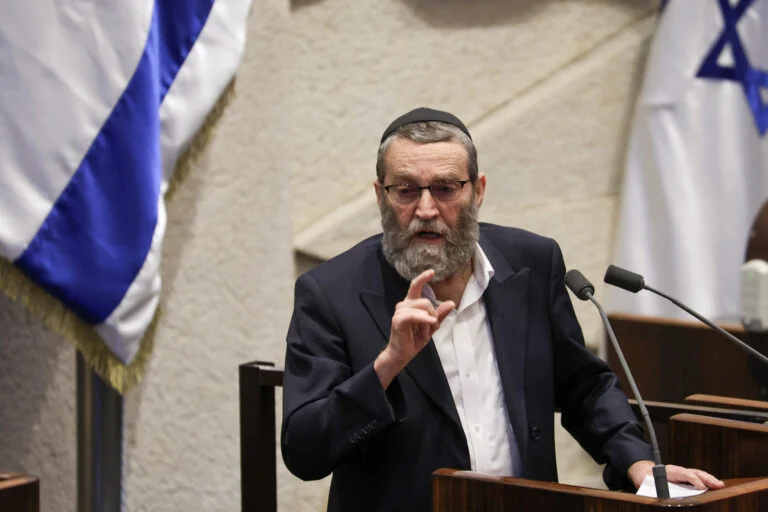 הפרובוקטור התל-אביבי מאיים להגיע לחתונה של נכדת גפני?