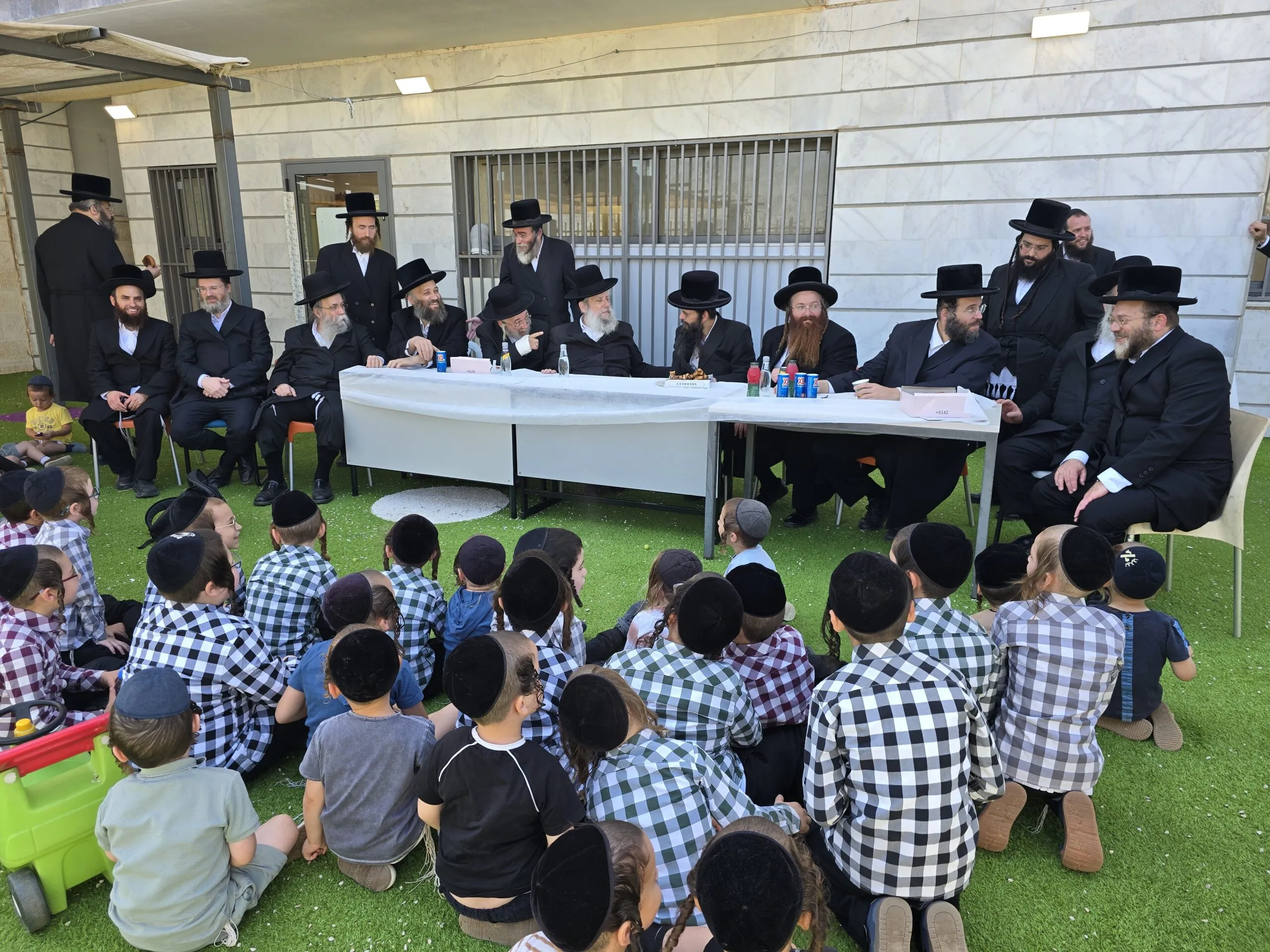 תנופת הענק בשטח: צמרת אגו"י בסיור פסגה בשכונה