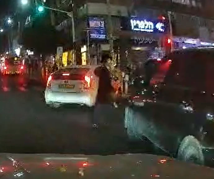 "כל נסיעה היא נס": צפו בתיעוד של הנהג שנקלע לכבישי בני ברק