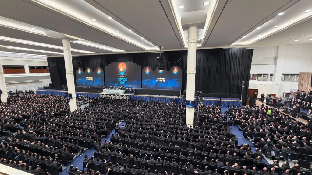 'אידיש נחת' חותמת סבב היסטורי בארץ הקודש עם 8 הופעות בשבוע