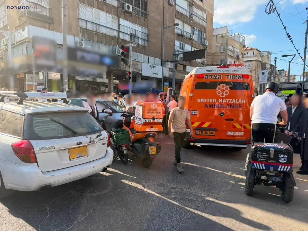 תאונה בבני ברק: אם ובנה נפצעו ליד איצקוביץ