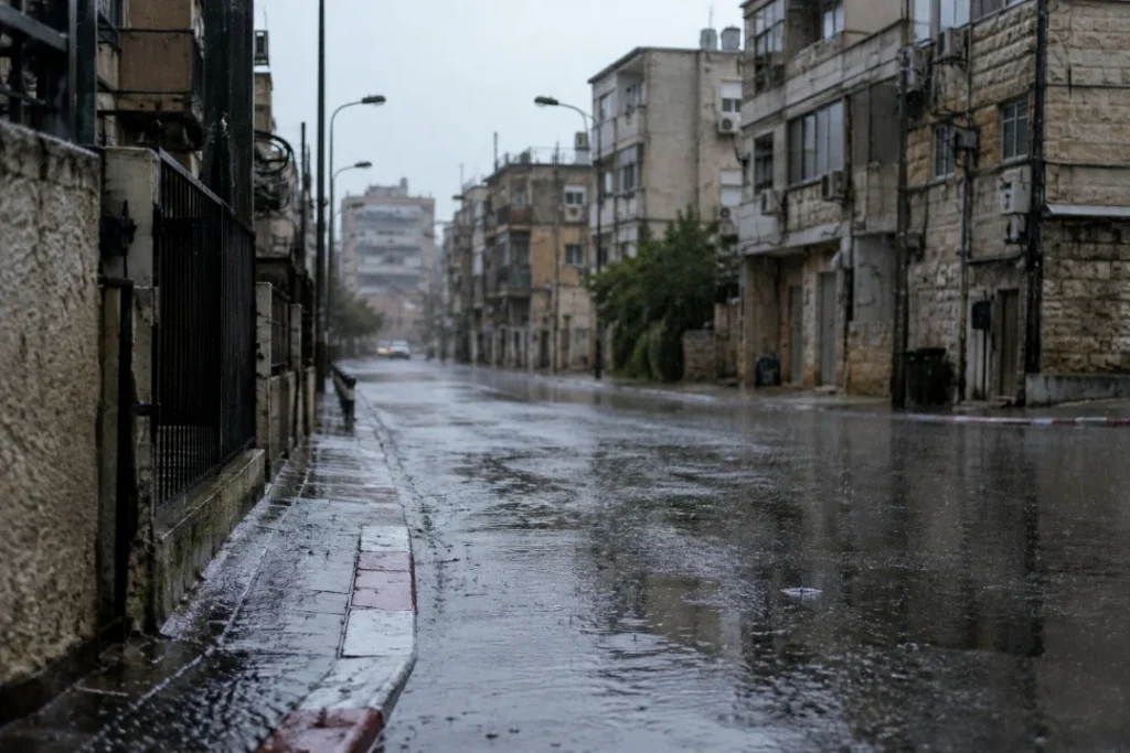 חורף באוגוסט: חשש להצפות בגוש דן בימים הקרובים