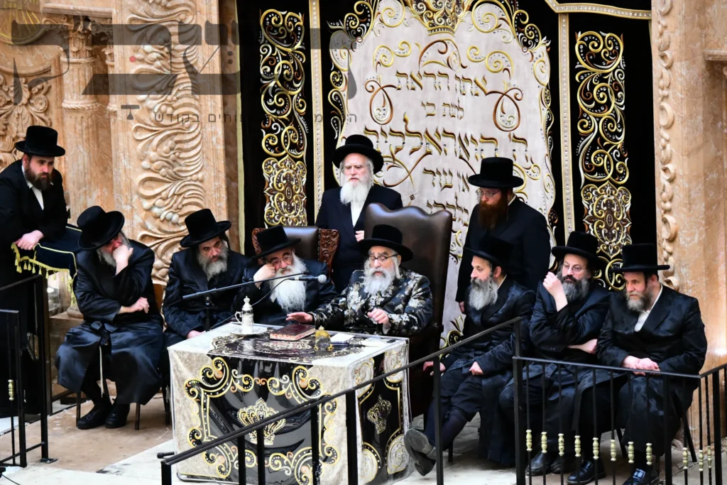 קבלת פנים לאדמו"ר מוויזניץ מאנסי בהיכל ביהמ"ד הגדול ויז'ניץ