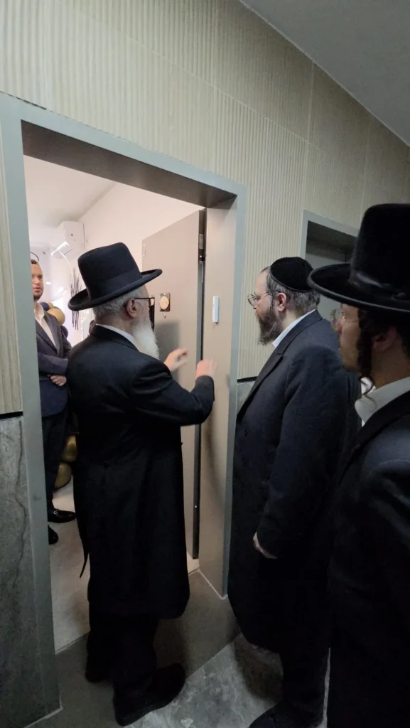 עוד בית נפתח: אהל שרה חנכה דירת דיור חדשה בבני ברק
