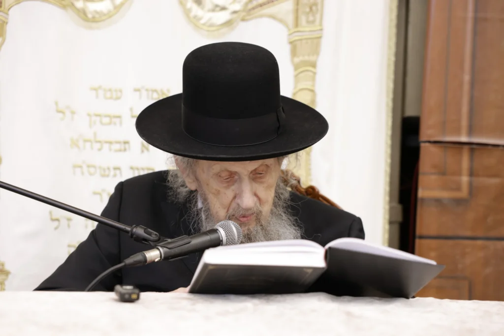 הגר"ד לנדו בזעקה: "זו מערכה על התורה בעצמה, ואסור להקל"
