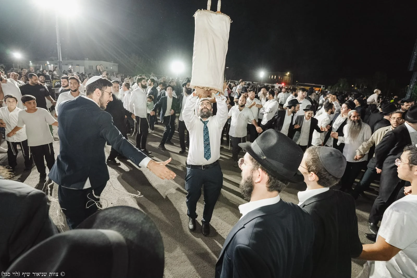 הקפות שניות כפר חבד