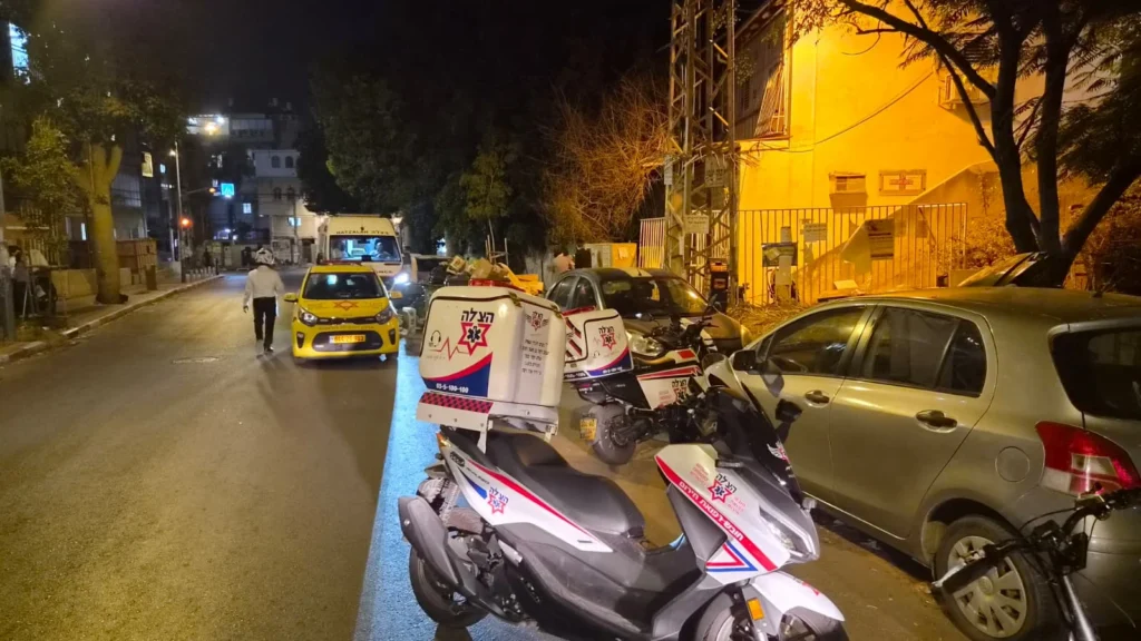 תינוקת בני ברקית במצב בינוני לאחר ששתתה אקונומיקה