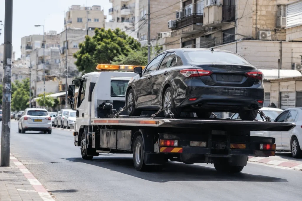 מבצע גרר בעיר: השיטור פושט על רכבים ללא לוחיות רישוי