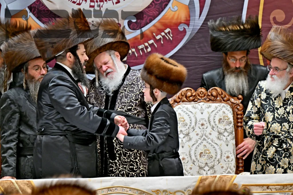 שמחת הבר המצווה בויז'ניץ