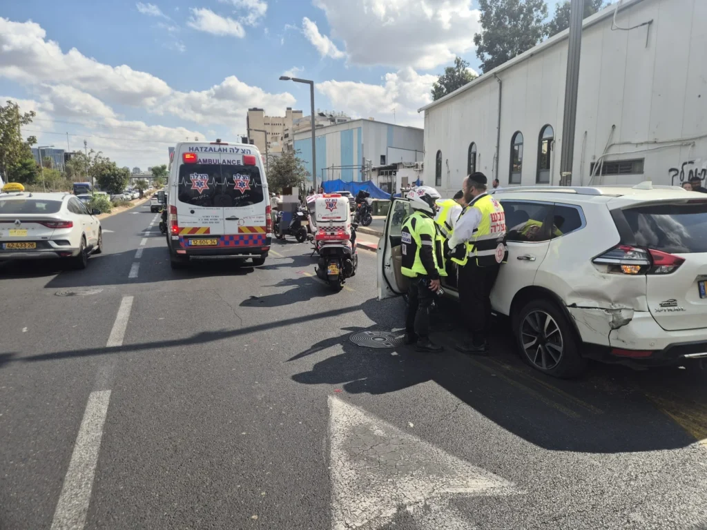 זירת תאונת דרכים בדרך ז'בוטינסקי בבני ברק